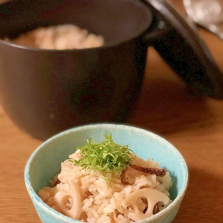 イカの缶詰とレンコンで☆炊き込みご飯